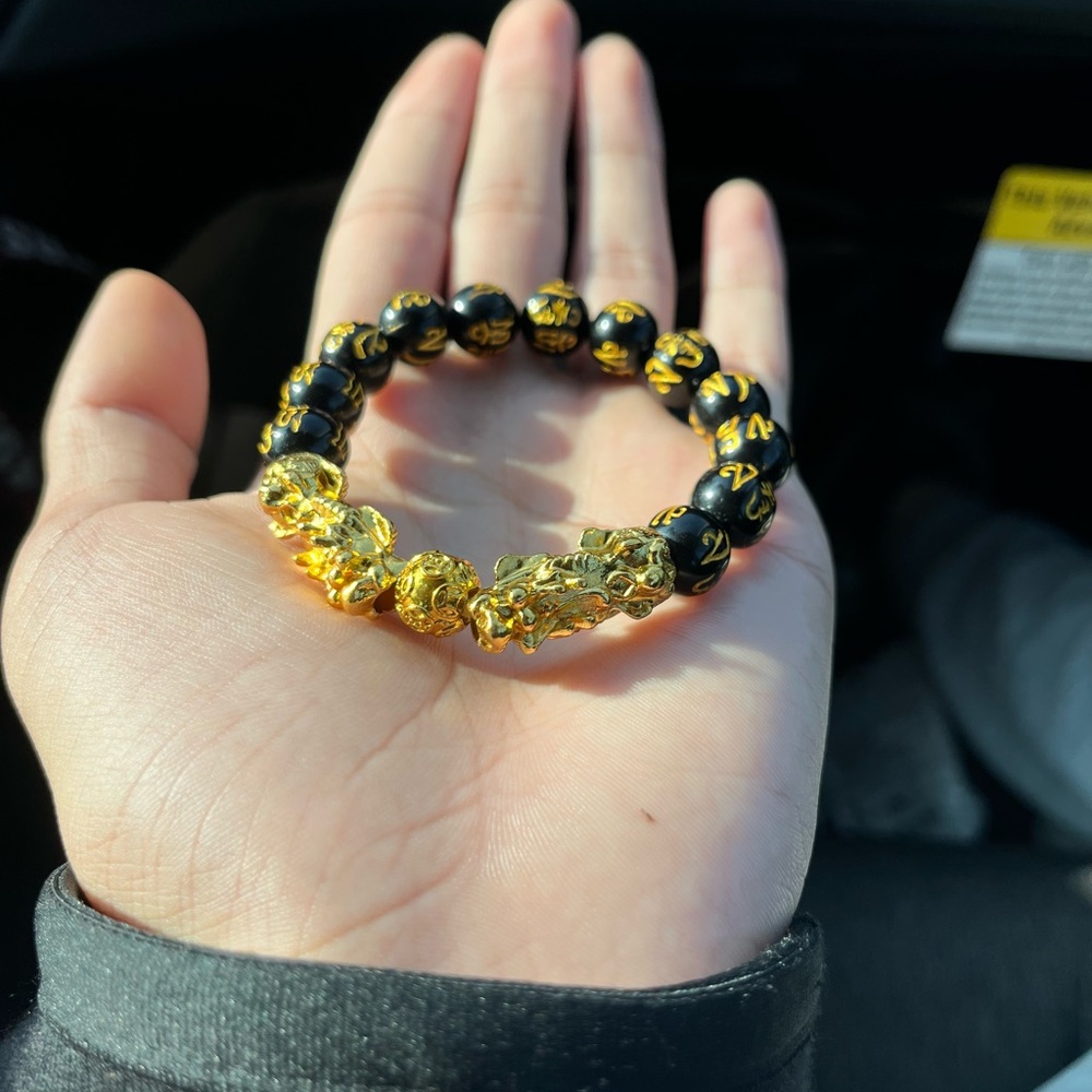 Goldsign Black and Gold Beaded Bracelet